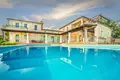 3 bedroom villa 550 m² Grad Porec, Croatia
