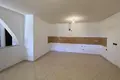 Dom 2 pokoi 98 m² Obwód Wlora, Albania