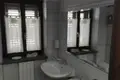 Commercial property 200 m² in Caldarola, Italy