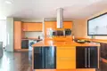 6 bedroom villa 325 m² Casinos, Spain