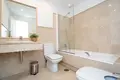 3 bedroom apartment 150 m² Dos Hermanas, Spain