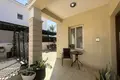 Bungalow de 2 dormitorios 82 m² en Agios Tychonas, Chipre