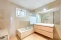2 bedroom apartment 108 m² San Pedro Alcantara, Spain