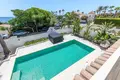 4 bedroom house 200 m² Artola, Spain
