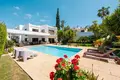 Apartment 7 bedrooms 387 m² Koinoteta Agiou Tychona, Cyprus