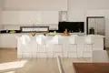 villa de 5 dormitorios 300 m² Aradippou, Chipre