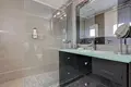 4 bedroom apartment 230 m² Marbella, Spain
