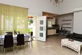 Propiedad comercial  en Skala Sotiros, Grecia