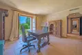 Haus 10 Schlafzimmer 892 m² Dos Hermanas, Spanien