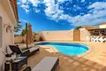 3 bedroom villa 235 m² Adeje, Spain