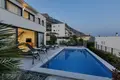 Вилла 4 спальни 300 м² Макарска, Хорватия