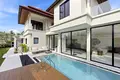 Apartment 522 m² Si Sunthon, Thailand