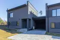 Casa 4 habitaciones 210 m² Garkalnes pagasts, Letonia
