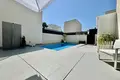 2 bedroom Villa 133 m² Urbanizacion Dona Pepa, Spain