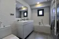 2 bedroom apartment 121 m² Marbella, Spain