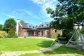 8 room house 590 m² in Central Federal District, Russia
