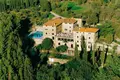 House 33 bedrooms 2 517 m² Arezzo, Italy