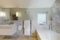 3 bedroom apartment 125 m² in London, United Kingdom