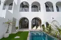1 bedroom apartment 85 m² Tumbakbayuh, Indonesia