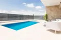 Villa de tres dormitorios 118 m² Los Montesinos, Španjolska