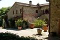 Propiedad comercial 6 000 m² en Siena, Italia