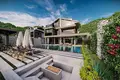 Mieszkanie 4 pokoi 254 m² Fethiye, Turcja