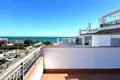 Mieszkanie 2 pokoi 77 m² Torrevieja, Hiszpania