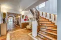 Villa de 7 dormitorios 1 254 m² Marbella, Španjolska