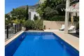 3-Schlafzimmer-Villa 389 m² Alicante, Spanien