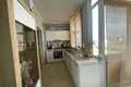 Mieszkanie 3 pokoi 99 m² Bashkia Durres, Albania