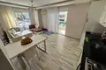 Mieszkanie 2 pokoi 110 m² Mahmutlar, Turcja