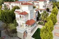 4 bedroom apartment 280 m² Incekum, Turkey