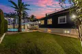 Willa 4 pokoi 141 m² Torrevieja, Hiszpania