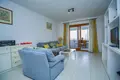 Mieszkanie 2 pokoi 80 m² Torrevieja, Hiszpania