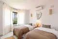Haus 4 Schlafzimmer 300 m² Dos Hermanas, Spanien