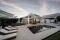 Casa 5 habitaciones 251 m² San Pedro Alcantara, Španjolska