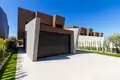 Villa de tres dormitorios 210 m² Alfaz del Pi, Španjolska