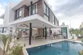 Willa 4 pokoi 202 m² Paralimni, Cypr