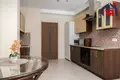 Mieszkanie 2 pokoi 81 m² Mińsk, Białoruś