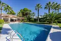 Villa 9 bedrooms 1 056 m² Estepona, Spain