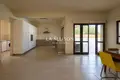 Casa 5 habitaciones 320 m² Nicosia, Chipre
