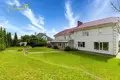 Casa de campo 343 m² Zhodino, Belarús