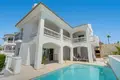 6 bedroom house 267 m² Dos Hermanas, Spain