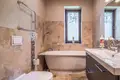 House 11 rooms 720 m² in Jurmala, Latvia