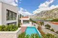 Villa de 4 dormitorios 456 m² Prcanj, Montenegro
