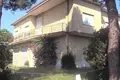 Szeregowiec 25 pokojów 530 m² Terni, Włochy