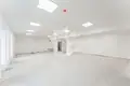 Propiedad comercial 14 habitaciones 1 040 m² en Minsk, Belarús