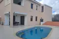 4 bedroom Villa 270 m² in Tsada, Cyprus