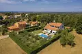 4 bedroom house 240 m² Grad Porec, Croatia