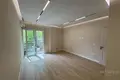 Офис 2 комнаты 114 м² в Тиране, Албания
